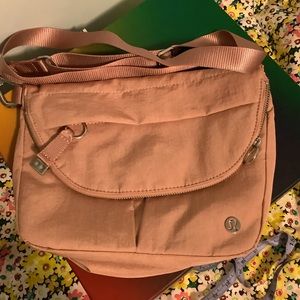 Lululemon 5L All Night Festival bag
